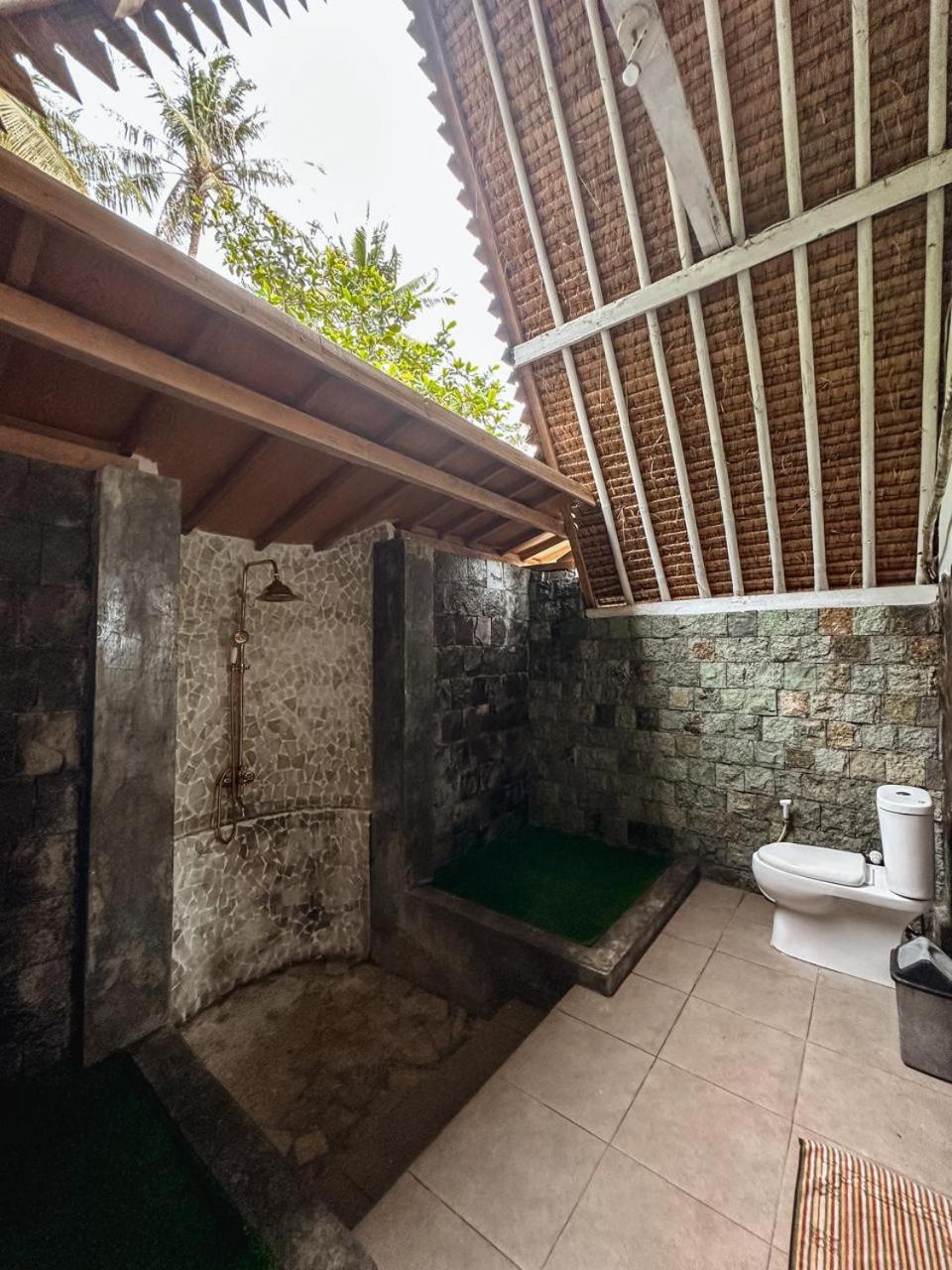 Sedjiwa Hotel Гили Еър Екстериор снимка