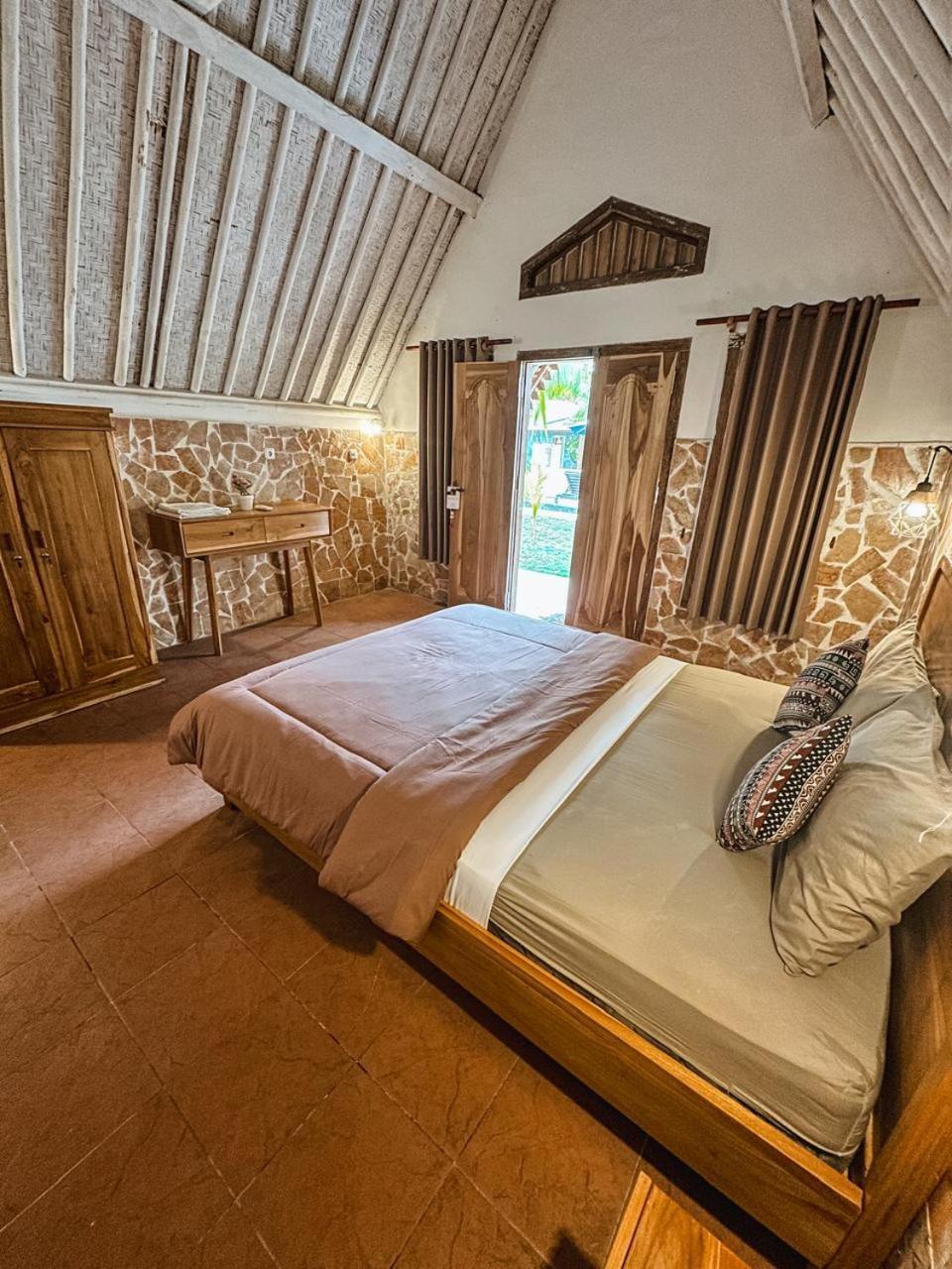 Sedjiwa Hotel Гили Еър Екстериор снимка
