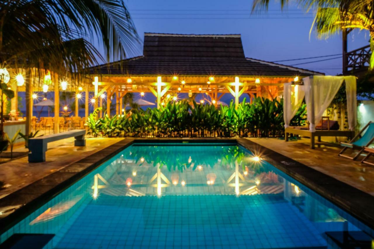 Sedjiwa Hotel Гили Еър Екстериор снимка